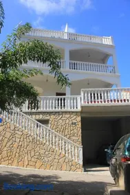 Apartment Vis 8531b - Image 4