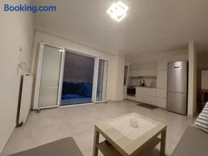 Theos Apartment - Image 3
