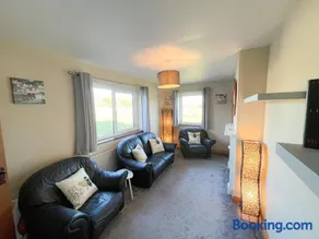 Honeybee Cottage Valentia by Trident Holiday Homes - Image 5