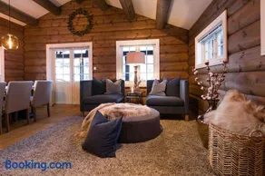 Strandafjellet Mountain Lodge - Image 1