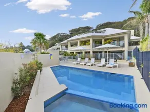 Sunchaser at Iluka Resort Apartments - Image 2