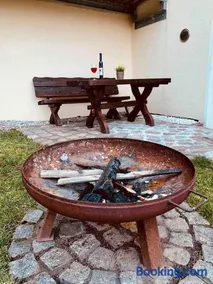 Wellness Ferienwohnung mit Sauna und Garten - Image 4