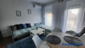 Lezser apartman - Image 1