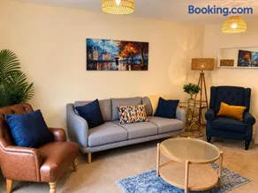Diamond View Stylish 3BR Ideal 4 Professionals - Image 2