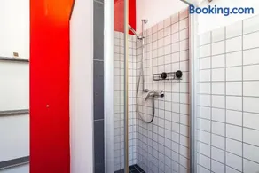 Loftwohnung 140 qm mit Parkplatz, Wlan, 2 Schlafzimmer, Terrasse , Wäscheservice - Image 3