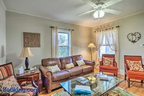 Georgetown Vacation Rental Close to Town Square! - Image 2