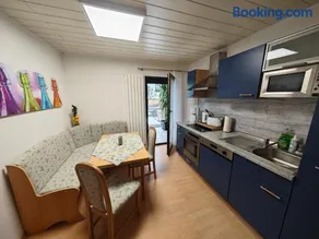 Appartamento con terrazza, giardino e barbecue | Vista panoramica - Image 3