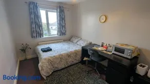Cosy Double Private Room Near Dublin Airport - Image 1