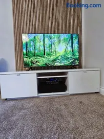 Glebe Apartment - Image 5