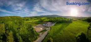 Villa Nesa - beautiful guest house at continental Croatia with Outdoor swimming pool, Sauna and 3 Bedrooms - Image 2