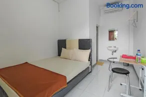 Shekinah Homestay & Cafe Waikabubak RedPartner - Image 2