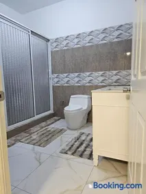 Palm Breeze Villa - Image 4