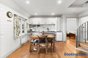 Coton Cottage on the waterfront - Ocean views - Image 2