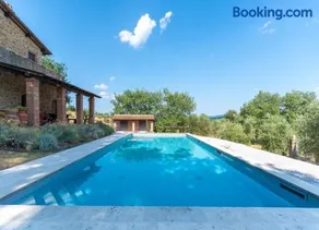 Villa Nilla - Enchanting Villa on the Hills By TripCare - Image 4