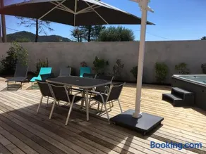 Appartement avec jacuzzi - Image 2