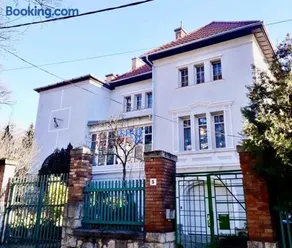 Orgona utca Apartment - Image 1