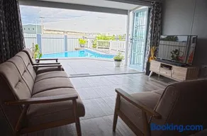 Joe's Shack - A cosy oasis in Nadi close to the beach, supermarkets, restaurants, Denarau Island and the Marina. - Image 1