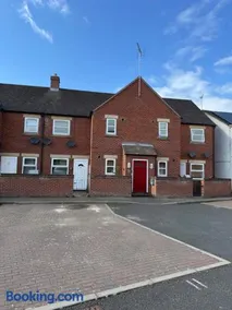 Modern Cosy, Sleeps 5, Ground floor, Parking, Central MD - Image 2