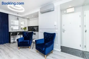 Premium Glamour Apartment by Krakow Home - Image 3