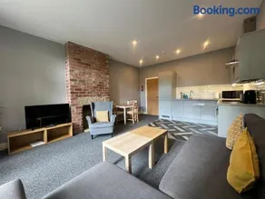 1 bed Apt close to Leeds Arena Sleeps up to 4 people F3 - Image 2