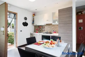 8 Via V. Monti - Image 3