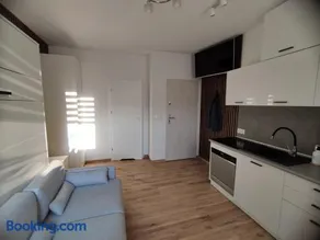 Piastów Luna Room - Image 3