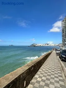 Apartamento Guarujá morro do Maluf de frente ao mar! - Image 1