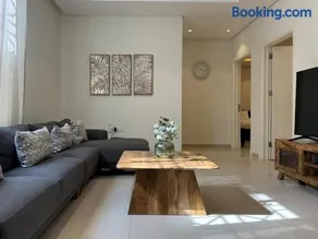 Apartment with Private Entrance - 1A - Image 2