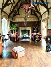 The Mayfair Castle - Image 4