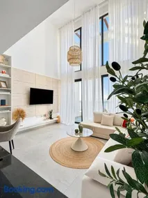 ELLI Azure Loft & 2-Floor Boho Duplex with Rooftop Terrace & Infinity View - Image 5