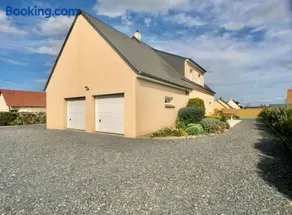 Family Home - Aux portes de l'Histoire - Image 1