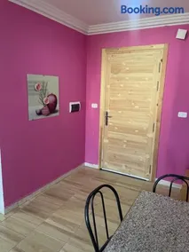 cosy Furnished appartment - Image 3