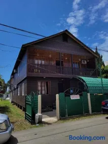 Guest House in Ureki - Image 1