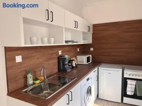 Ladislaus Garden Suites - Image 3