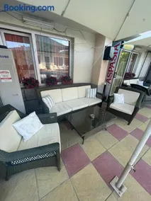 Peshev Family Hotel Nesebar - Image 4