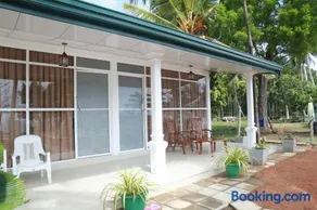 Serene Beach Hotel - Image 1