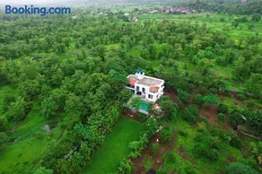 Ivory Stays Retreat - Image 1