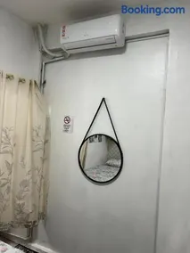 Suíte com cozinha em área nobre - Image 3