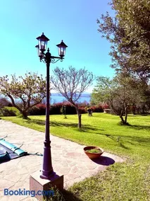 Villa Montesegnale - Image 1