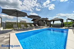 Holiday House Dora - Nice home with nice forest view and Outdoor swimming pool, Whirlpool-Jacuzzi, Sauna, 2 bedrooms and WiFi - Image 1