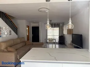 Casa Familiar Atarfe - Image 1