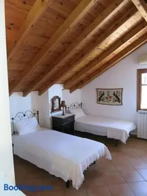 Vassili's Apartment, Kefalonia - Image 4