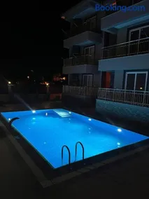 ELİTE LİFE Vacation Homes with Pool in Dalamanda - Image 1