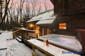 Jamesons Cabin! 8 Minutes to Wisp, HotTub, FirePit, Pets, EV Chgr - Image 4