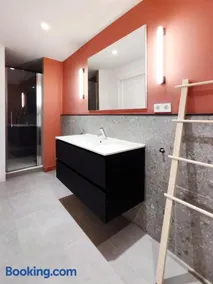 Moderno Apartamento en Terrassa Centro - Image 3