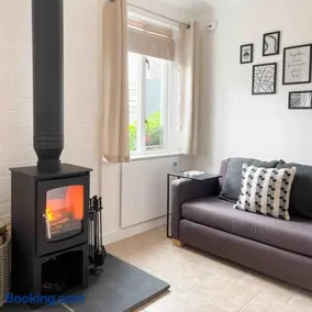 The Retreat, self-contained cosy Anex, M6 A75 Gretna Green - Image 3