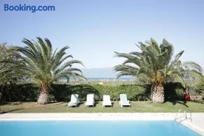 Secluded 3BR Modern Villa w Private Pool and Views - Image 1