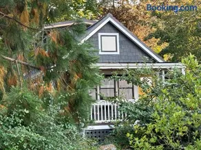 Marrowstone Cottage - Image 1