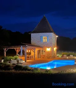 Ontdek een exclusief en romantisch adults-only toevluchtsoord voor twee volwassenen in de Franse Dordogne Geniet van ultieme privacy en ontspan in alle rust bij je eigen verwarmde privézwembad - Image 1