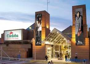 DEPTO SHOPPING Aeropuerto Estadio Kempes con cochera - Image 1